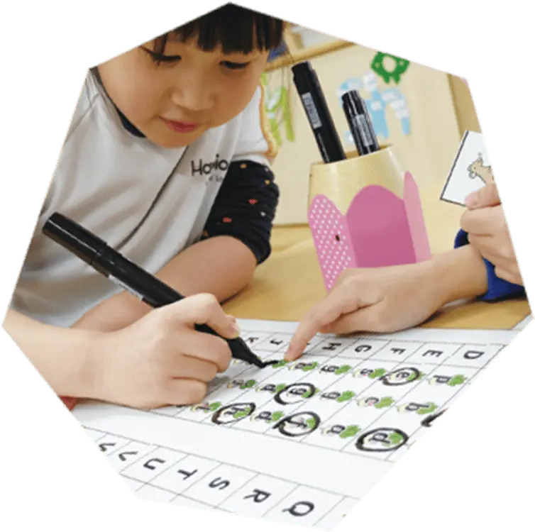 英語の勉強をしている様子